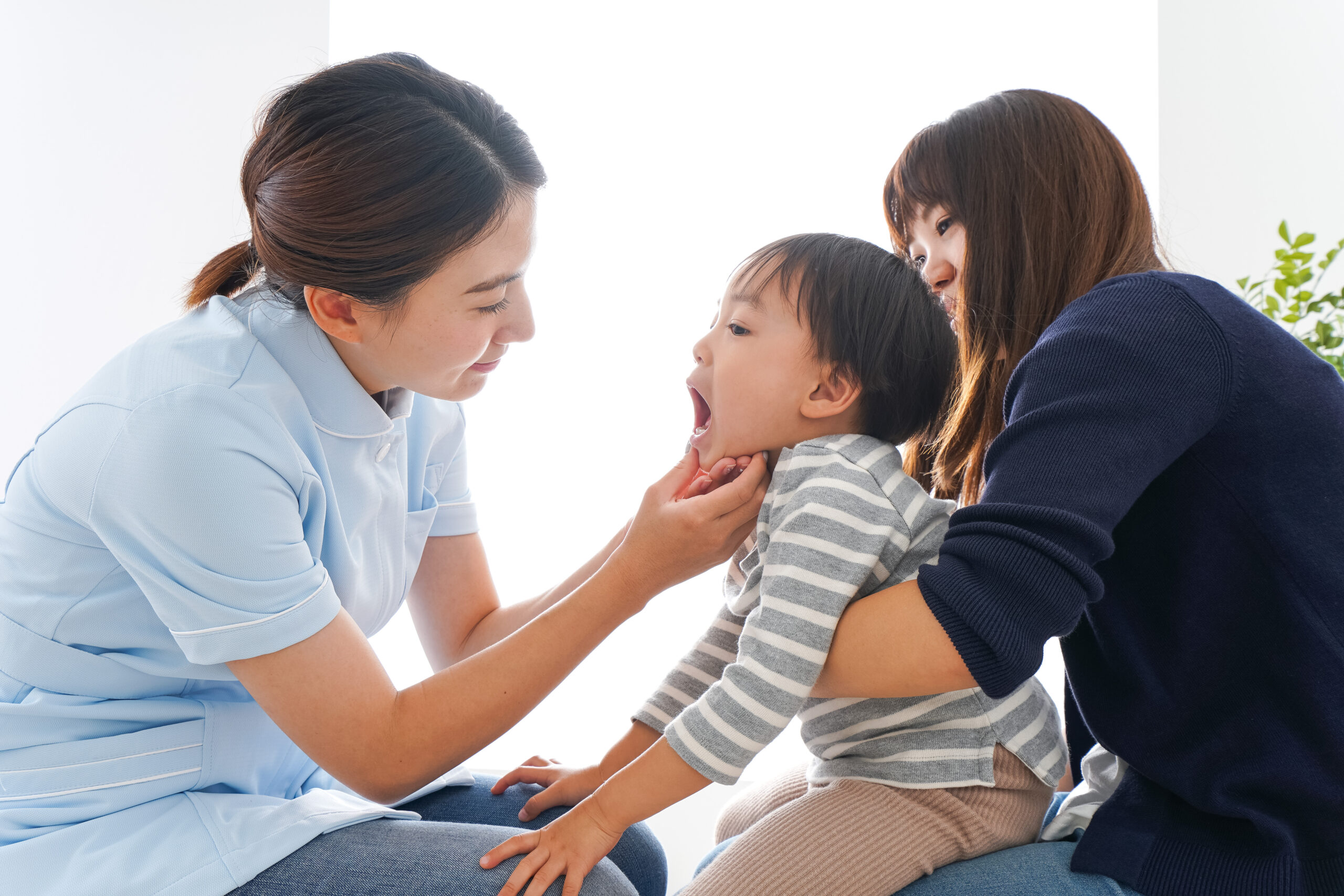 MFT矯正をする子供
